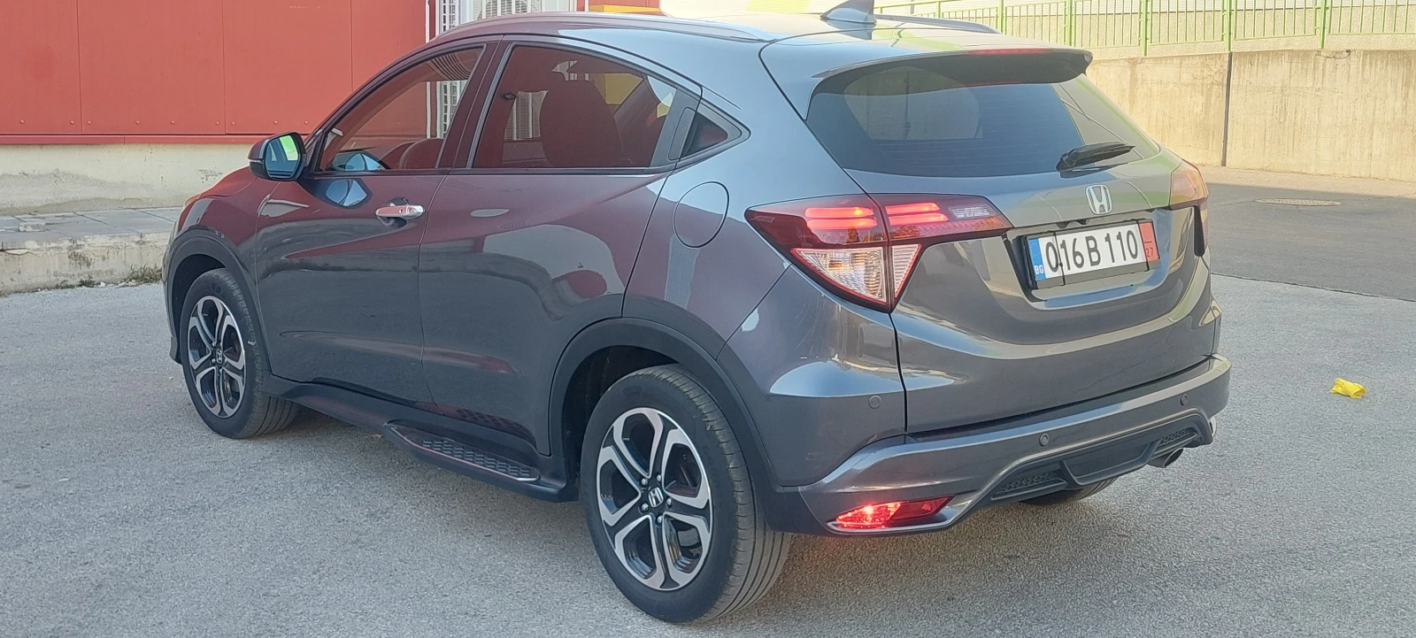 Honda Hr-v 1.5 АВТОМАТ , снимка 7 - Автомобили и джипове - 55400113