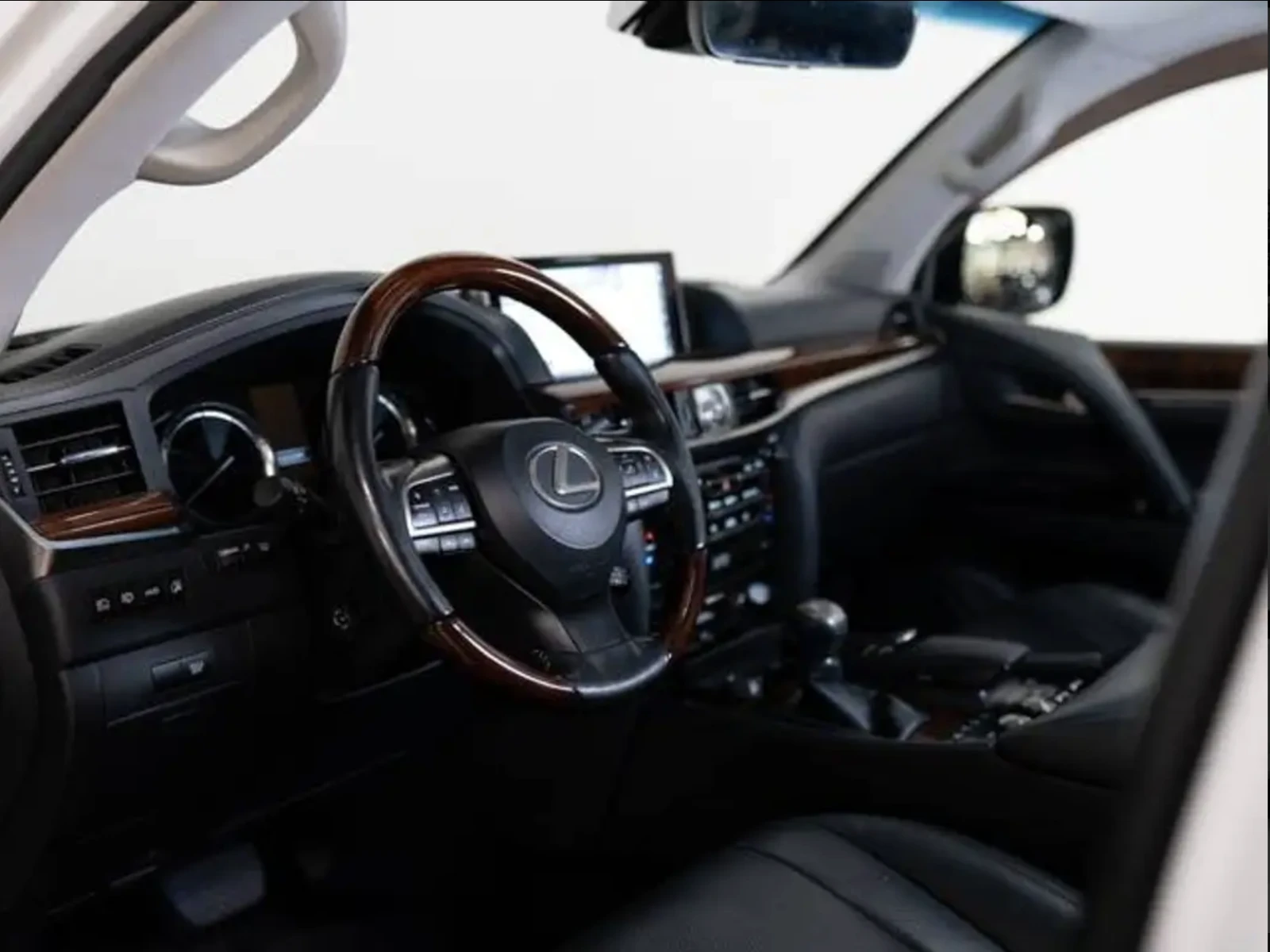 Lexus LX 570 8 PASS | LUXURY PKG | 21 IN | Mobile.bg � ����������� 5
