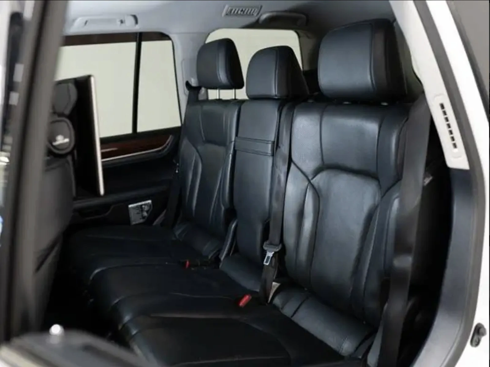 Lexus LX 570 8 PASS | LUXURY PKG | 21 IN | Mobile.bg � ����������� 8