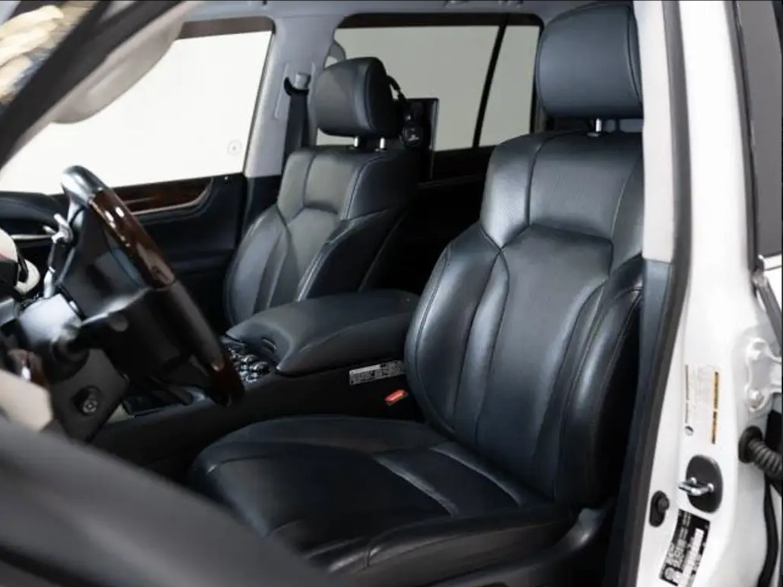 Lexus LX 570 8 PASS | LUXURY PKG | 21 IN | Mobile.bg � ����������� 7