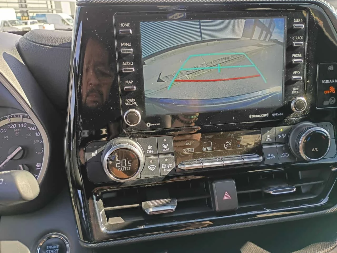 Toyota Highlander XSE  CARFAX, снимка 10 - Автомобили и джипове - 56242609