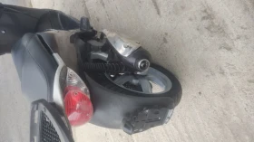 Обява за продажба на Aprilia Scarabeo 200 ~1 250 лв. - изображение 3 | Auto.bg Обява за продажба на Aprilia Scarabeo 200 ~1 250 лв. - изображение 3