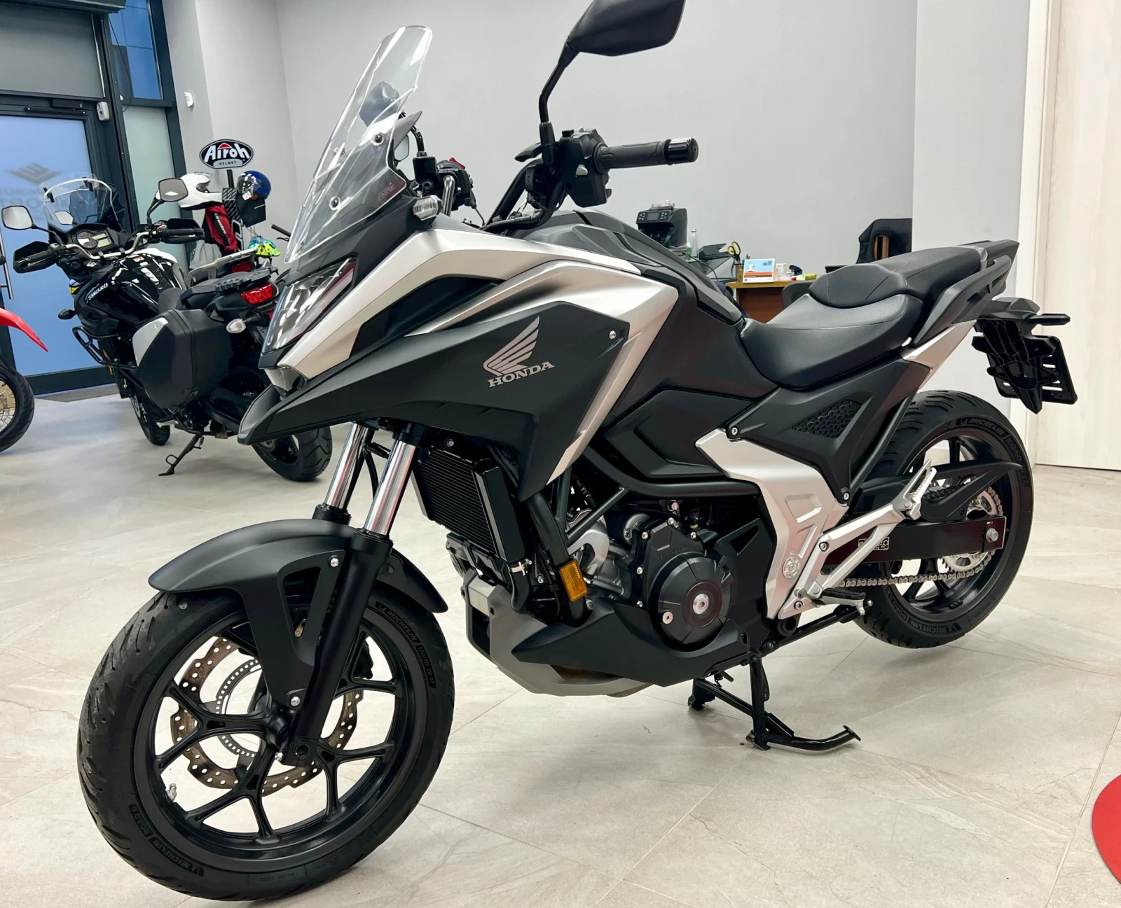 Honda Nc 750X TCS ABS DCT 2021 - 490 лв/месец - изображение 8