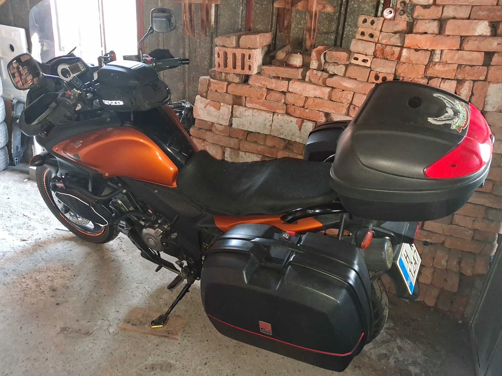 Suzuki V-strom, снимка 4 - Мотоциклети и мототехника - 53837602