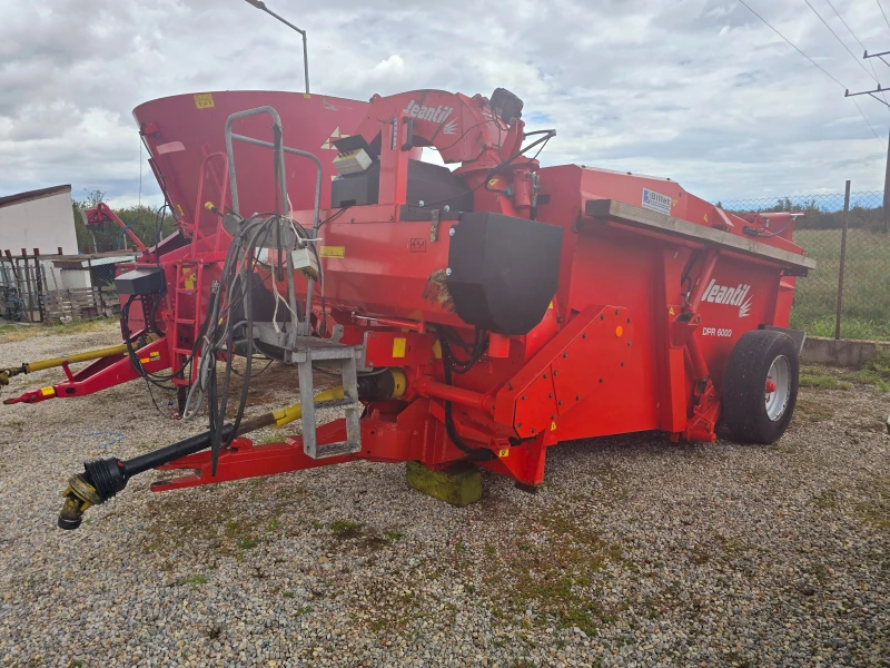 Друг вид Внос Jeantil DPR 6000-духалка за слама-сламарка