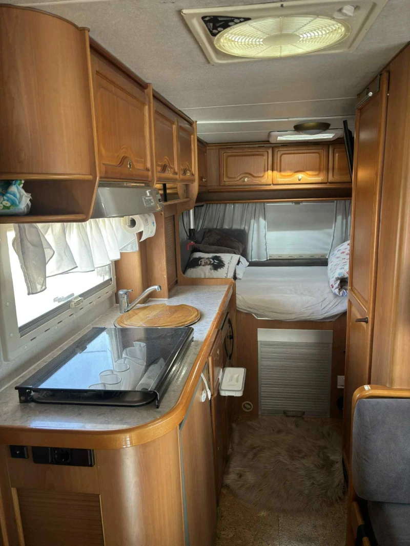 Кемпер Ford Transit ELNAGH 760, снимка 9 - Каравани и кемпери - 52376707