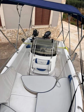 Лодка Ranieri Voyager 19, снимка 6