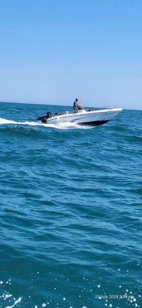 Лодка Ranieri Voyager 19, снимка 9