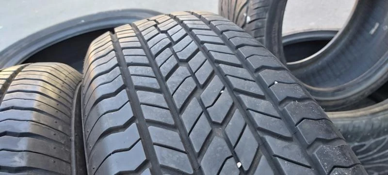 Гуми Всесезонни 215/70R16, снимка 5 - Гуми и джанти - 31947610