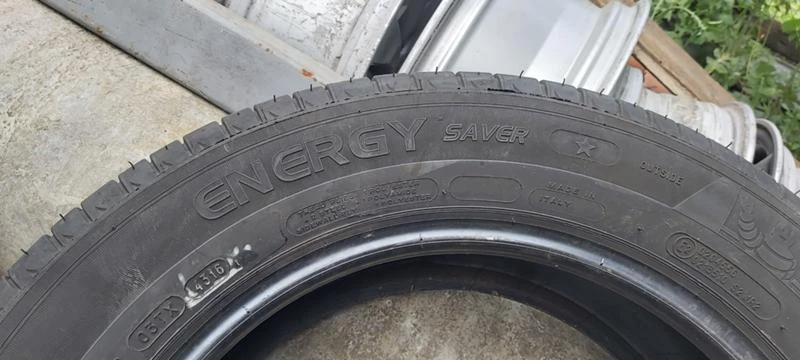 Гуми Летни 205/60R16, снимка 5 - Гуми и джанти - 33440688