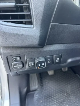 Toyota Corolla 1.3 VVT-I 100 hp MT6 EURO5, снимка 10