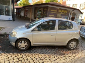 Toyota Yaris 1.0, снимка 3