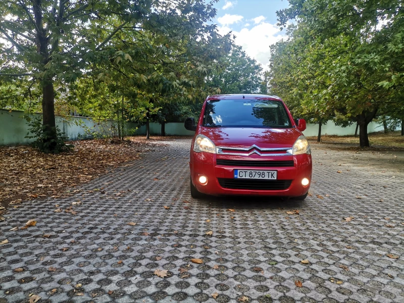 Citroen Berlingo 1.6hdi, снимка 3 - Автомобили и джипове - 47247091