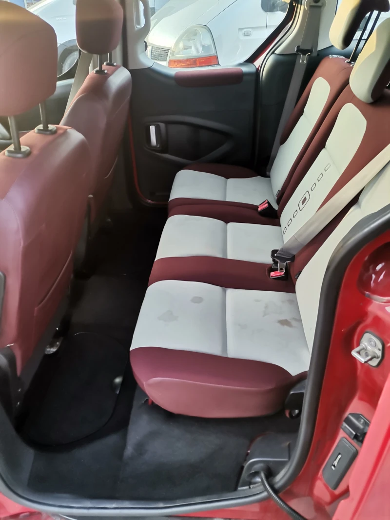 Citroen Berlingo 1.6hdi, снимка 6 - Автомобили и джипове - 47247091