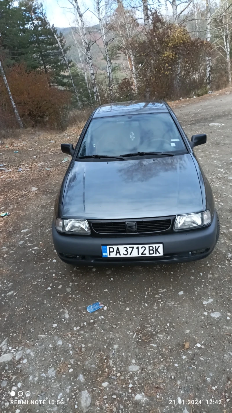 Seat Cordoba, снимка 8 - Автомобили и джипове - 48131663