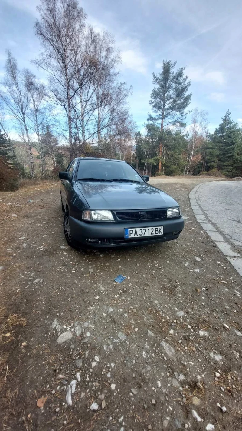 Seat Cordoba, снимка 12 - Автомобили и джипове - 48131663