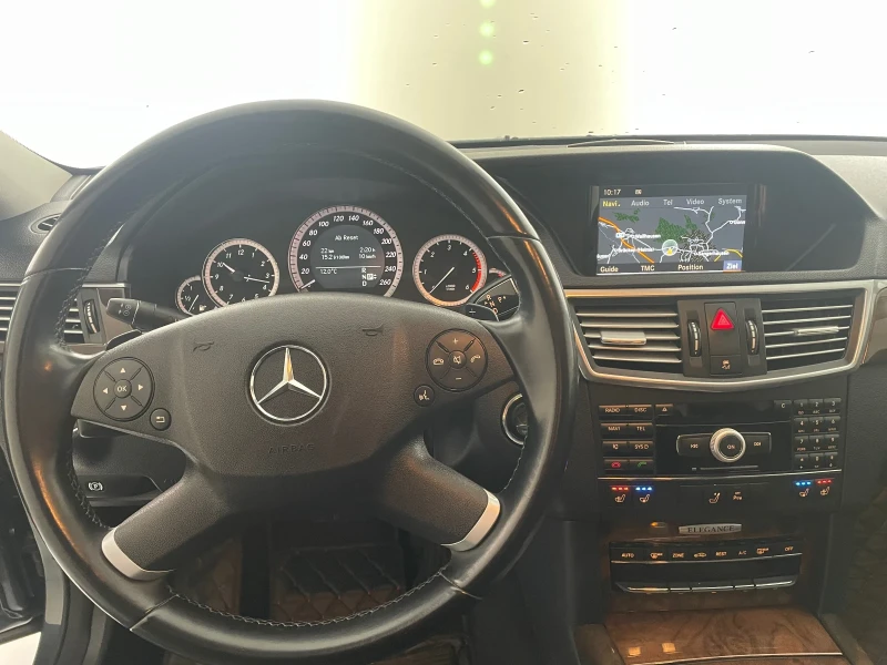 Mercedes-Benz E 350, снимка 8 - Автомобили и джипове - 49302507