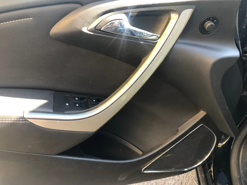 Opel Astra 1.3 cdti кожа клима нави нов внос, снимка 14 - Автомобили и джипове - 50346432