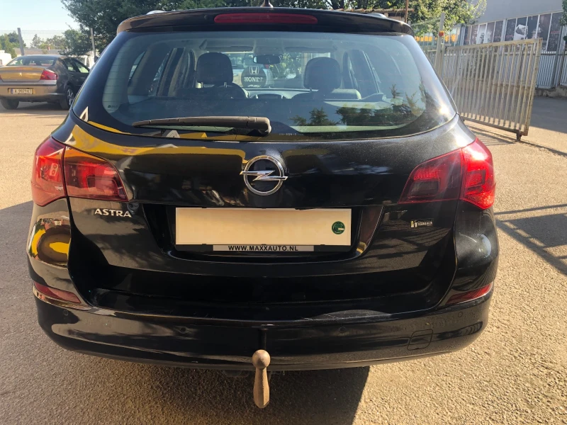 Opel Astra 1.3 cdti кожа клима нави нов внос, снимка 5 - Автомобили и джипове - 50346432