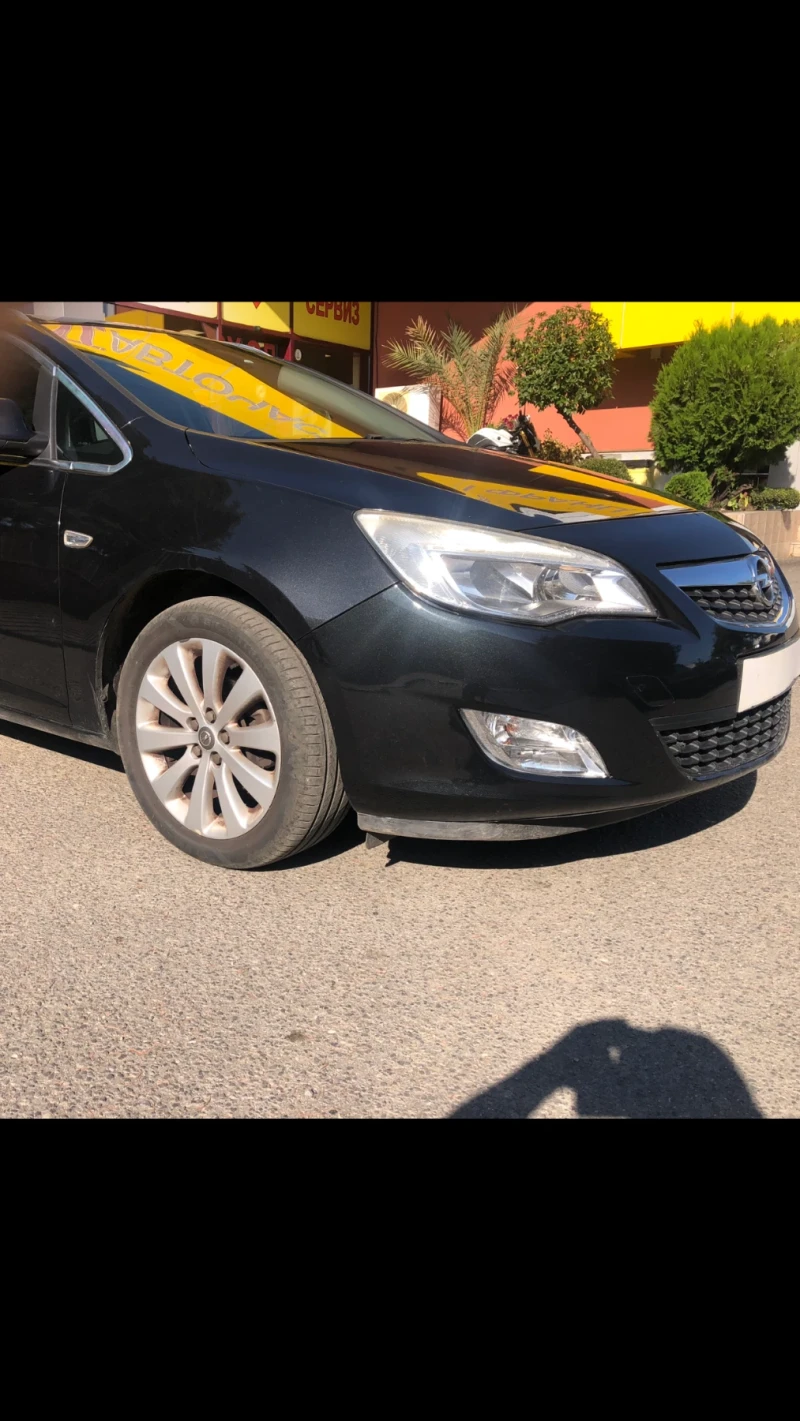 Opel Astra 1.3 cdti кожа клима нави нов внос, снимка 2 - Автомобили и джипове - 50346432