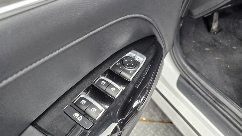 Kia K5 2.0 NOBLESSE autogeorge.com, снимка 13 - Автомобили и джипове - 51903305
