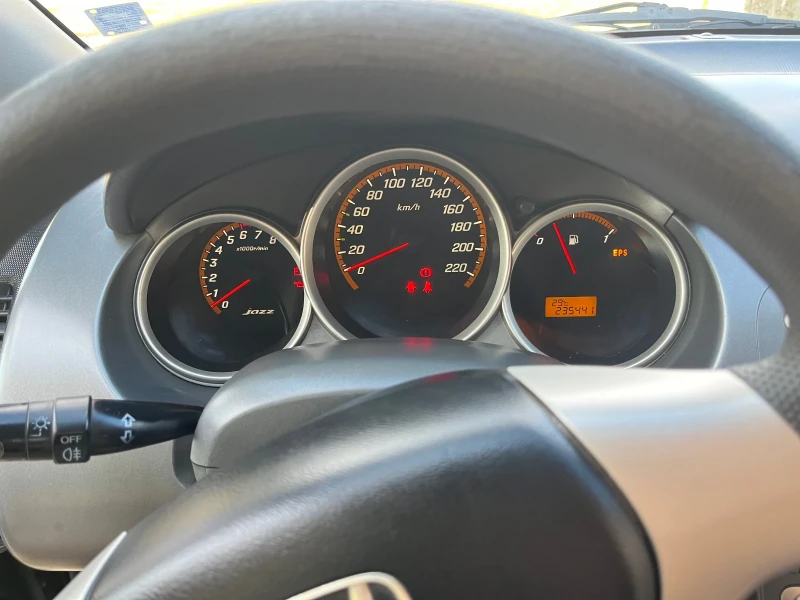 Honda Jazz, снимка 3 - Автомобили и джипове - 51781494