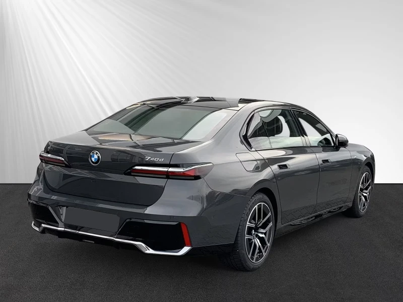 BMW 740 d xDrive SkyLoungeLUFT KeyGO 360 SzH 29Kkm #iCarbg, снимка 2 - Автомобили и джипове - 51995764