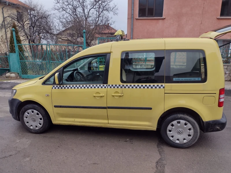 VW Caddy 2.0 Eco fuel, снимка 8 - Автомобили и джипове - 53378155