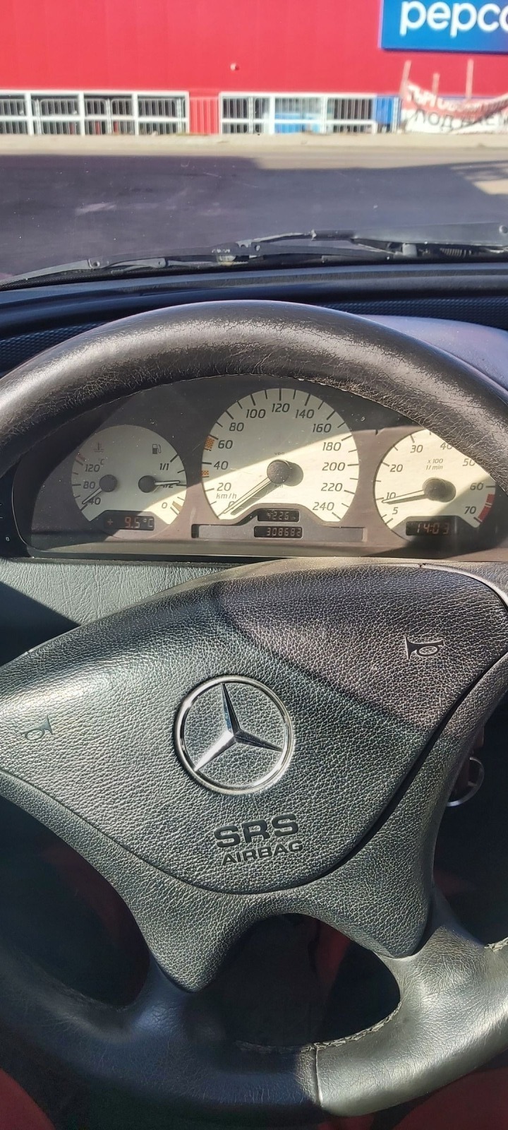 Mercedes-Benz C 180 1.8 , снимка 1 - Автомобили и джипове - 46275797