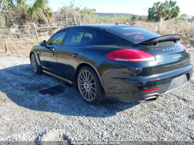 Porsche Panamera * 4  * Basalt Black Metallic (CARFAX), снимка 6 - Автомобили и джипове - 49326289