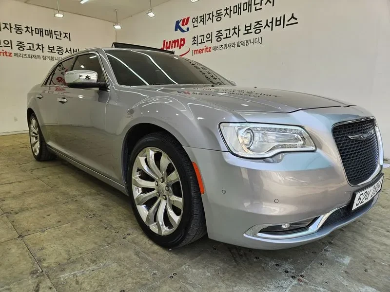 Chrysler 300c 3.6 - САМО 30% АВАНС, снимка 3 - Автомобили и джипове - 55991368