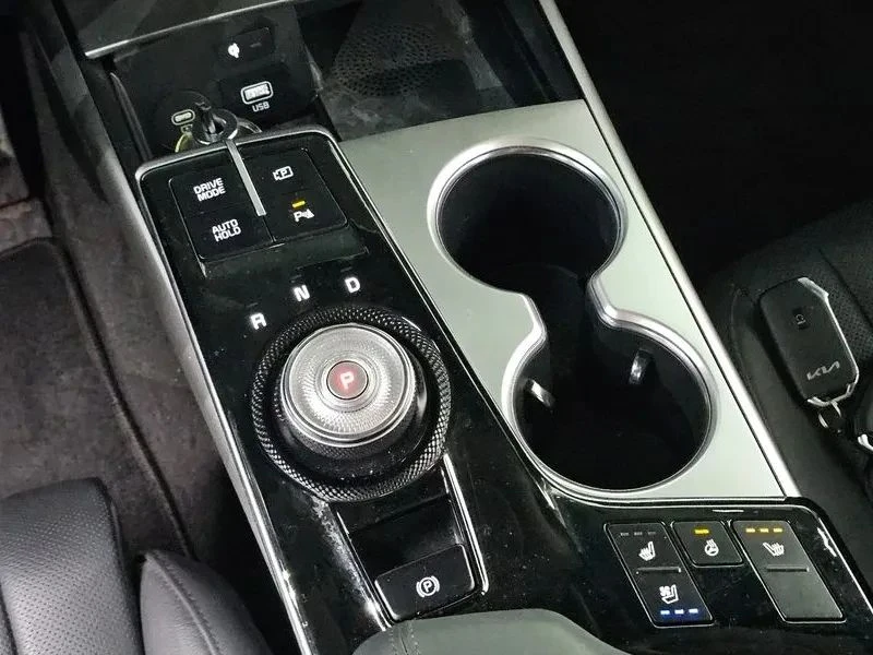 Kia K8, снимка 9 - Автомобили и джипове - 56738247