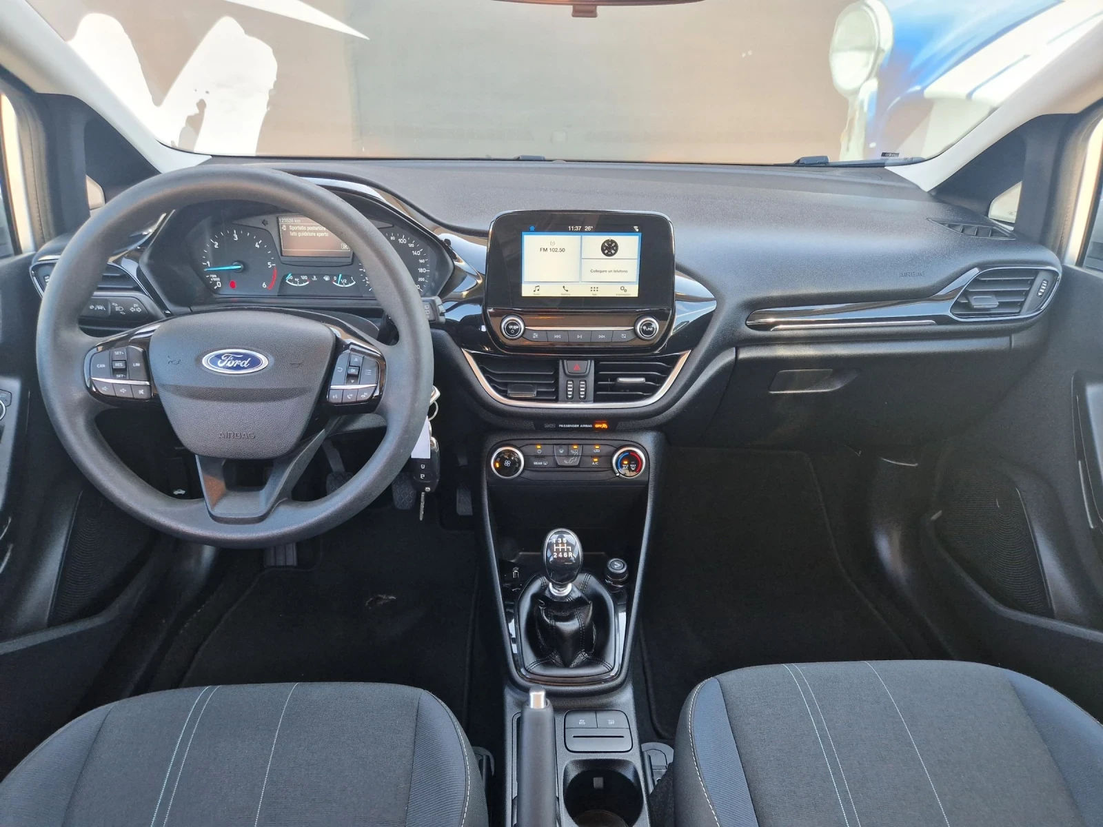 Ford Fiesta 1.5TDCi  - изображение 10