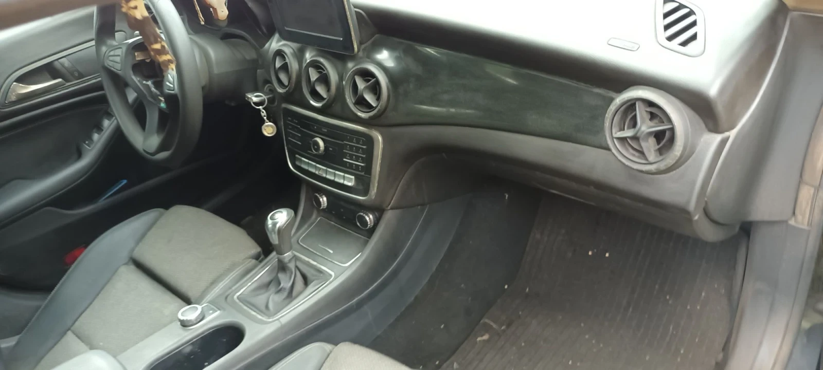 Mercedes-Benz CLA 180 180 CDI, снимка 7 - Автомобили и джипове - 47514217