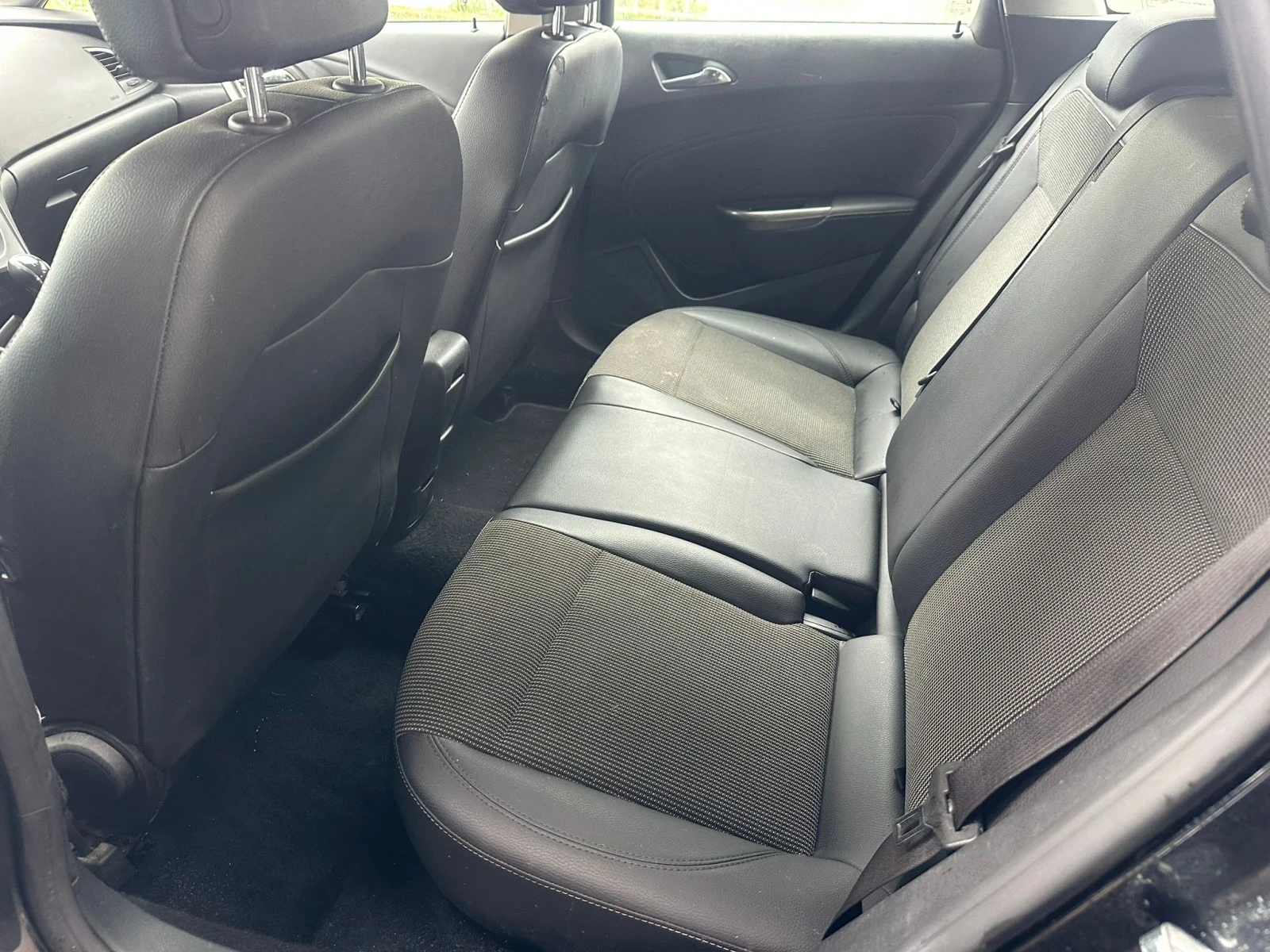 Opel Astra 1.3 cdti кожа клима нави нов внос - изображение 9