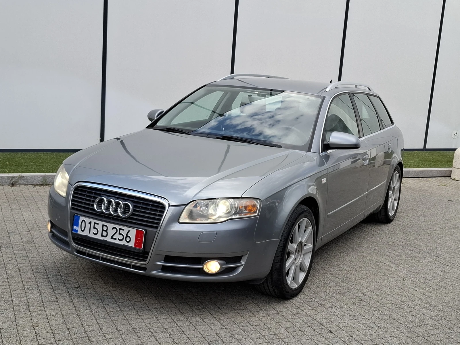 Audi A4 1.9TDI* (116кс)* * КLIMATRONIK* XENON* HOB ВНОС*  - изображение 2