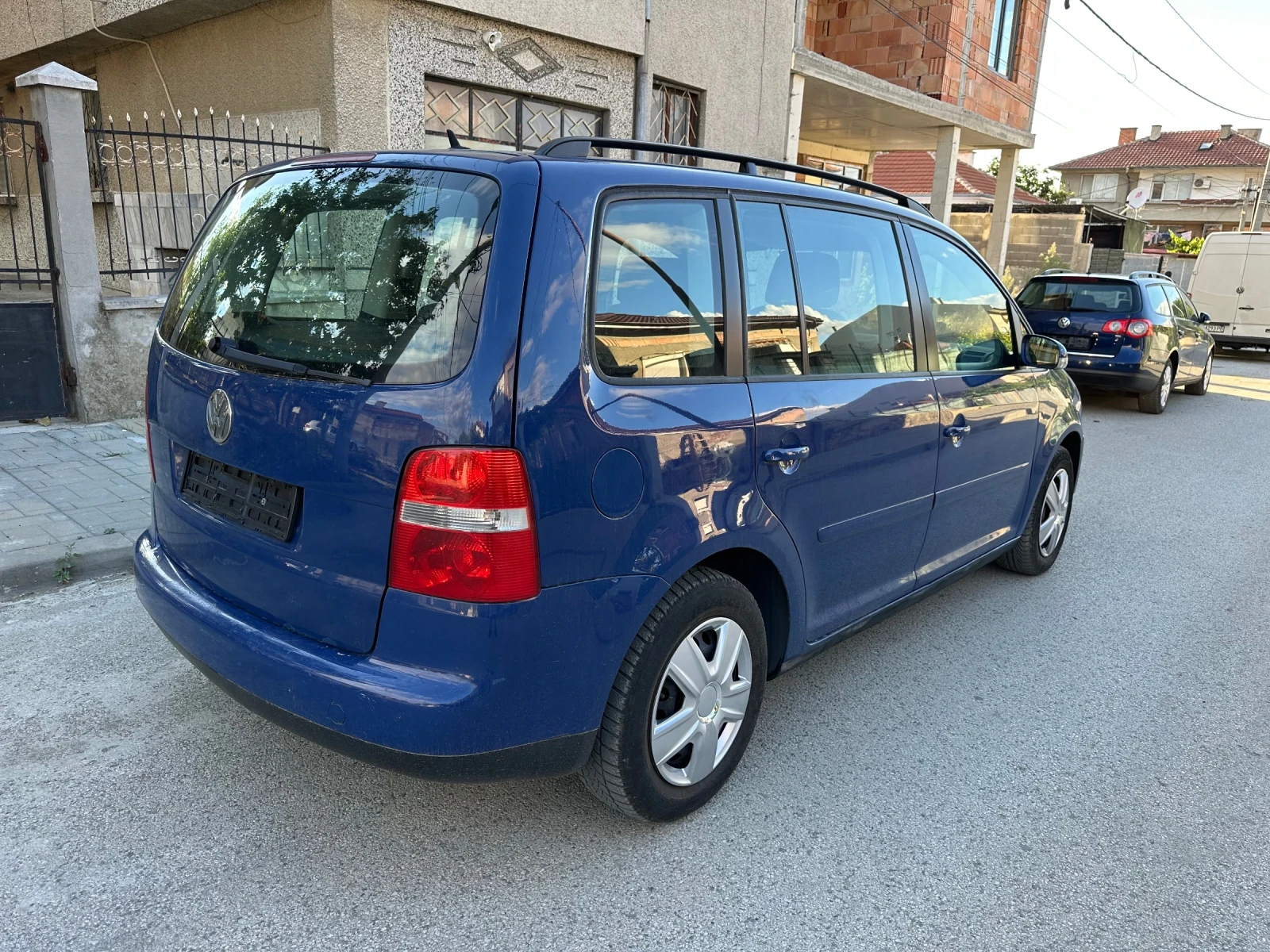 VW Touran 2.0 tdi BPW - изображение 6