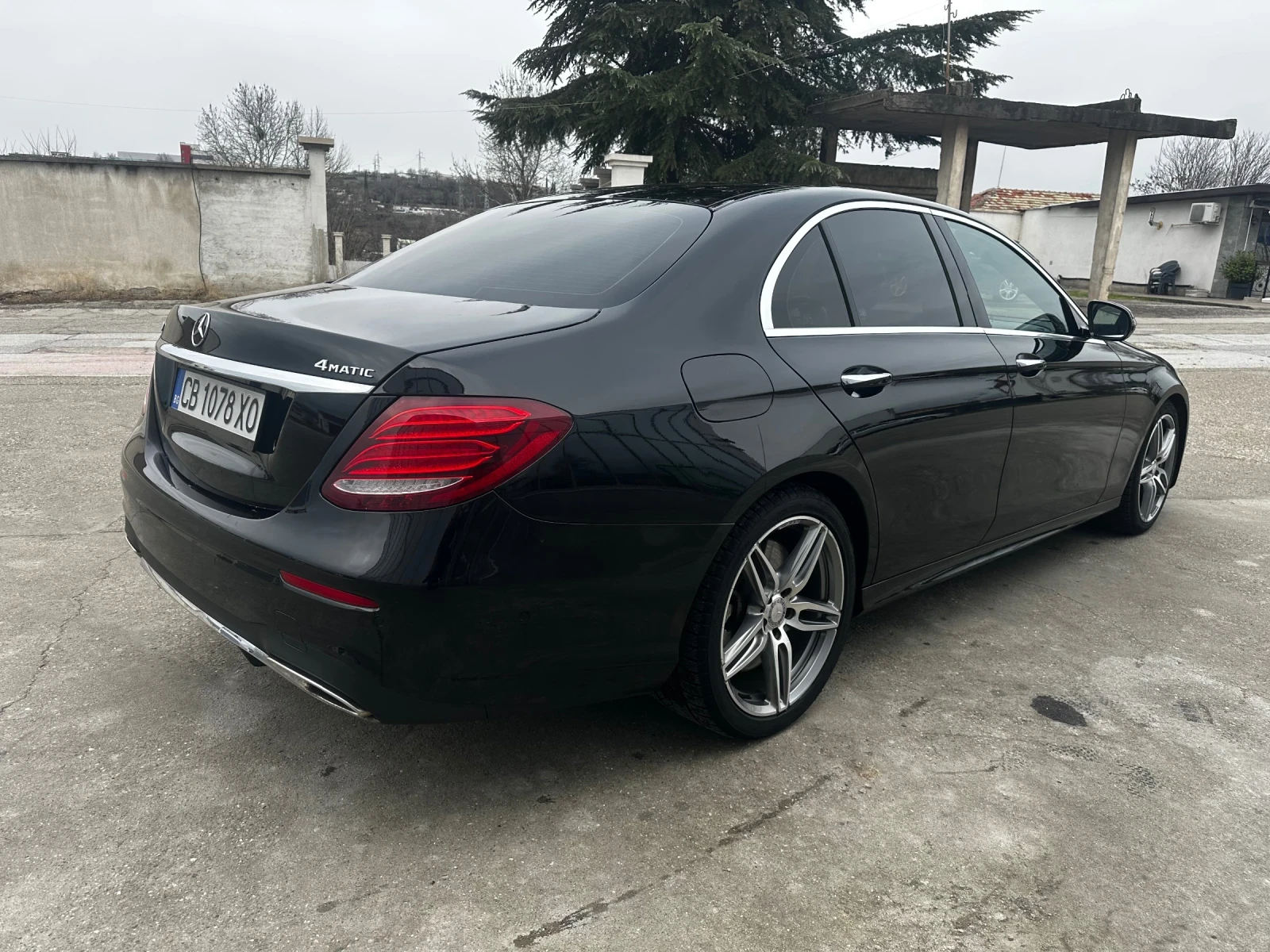 Mercedes-Benz E 400 4Matic AMG line, 156000 ��, Dist. MultiBeam, Full | Mobile.bg � ����������� 5