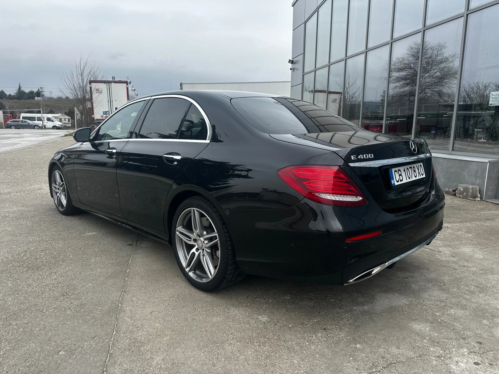 Mercedes-Benz E 400 4Matic AMG line, 156000 ��, Dist. MultiBeam, Full | Mobile.bg � ����������� 4