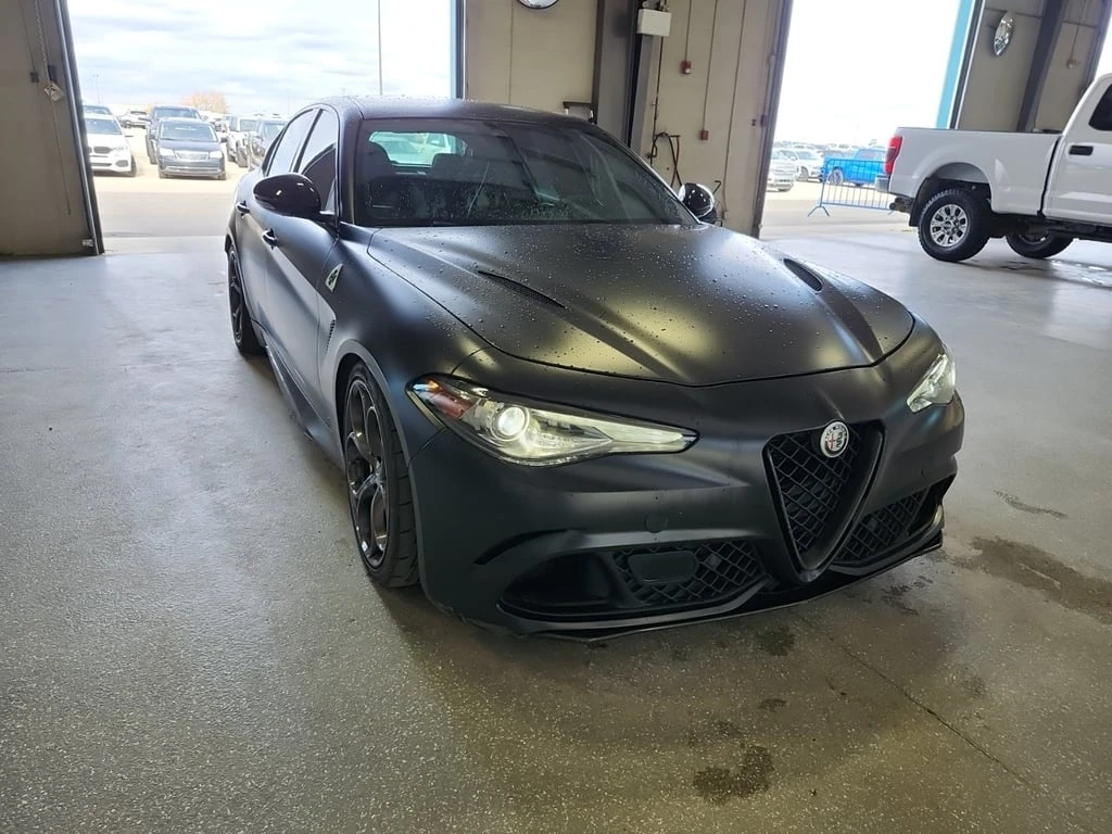 Alfa Romeo Giulia * QUADRIFOGLIO * CARFAX * БЕЗ ПЪРВОНАЧАЛНА ВНОСКА - изображение 2