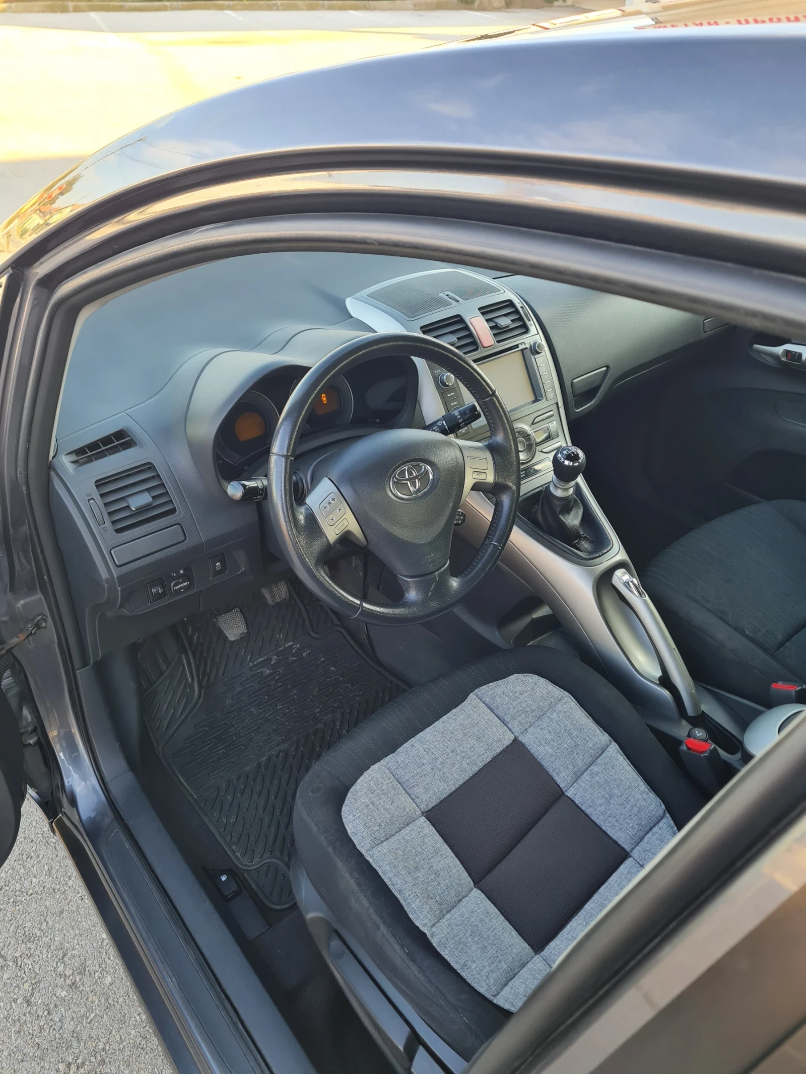 Toyota Auris 2.0. D4D 126к.с. 2008г.  - изображение 7