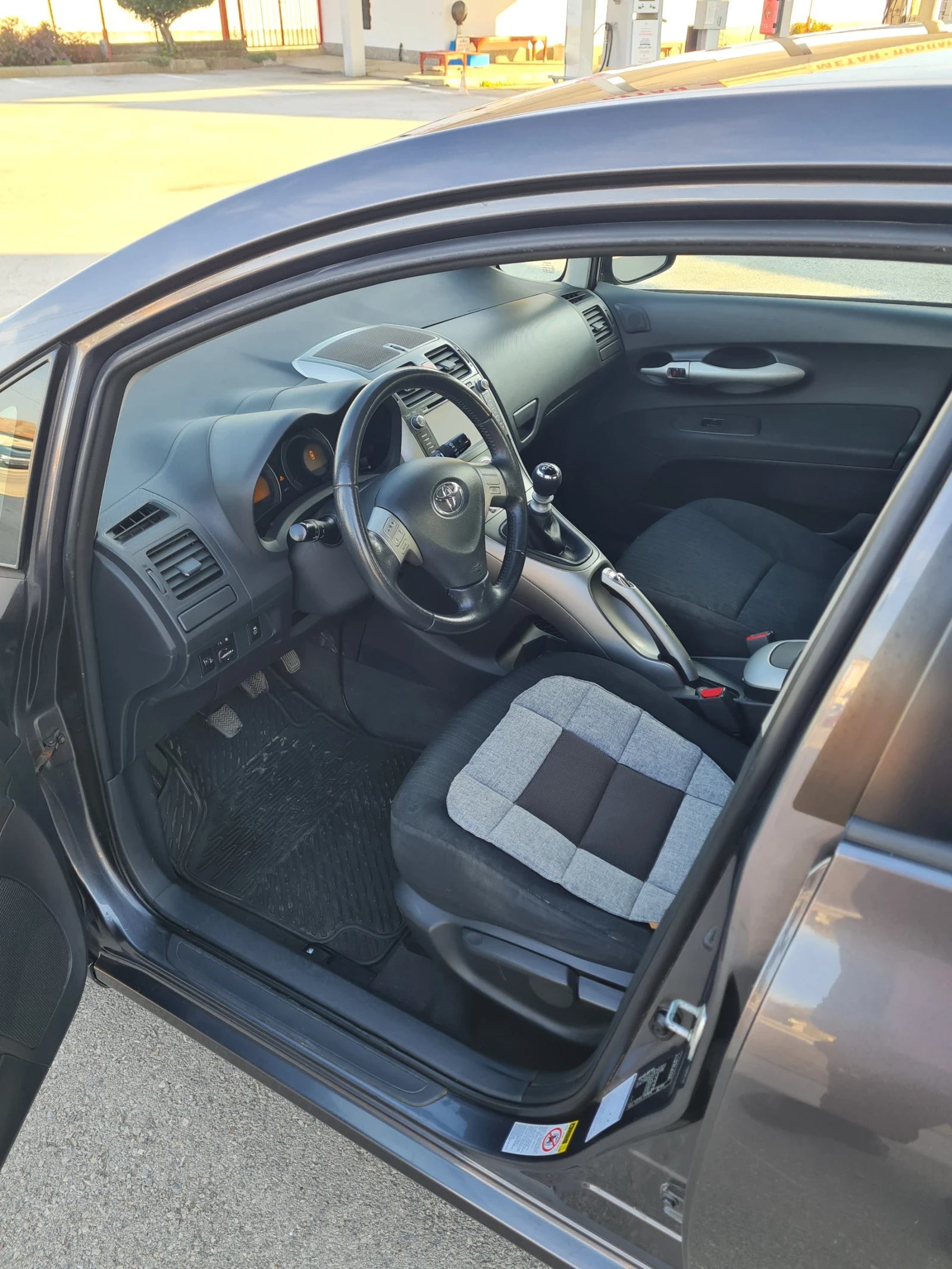 Toyota Auris 2.0. D4D 126к.с. 2008г.  - изображение 6
