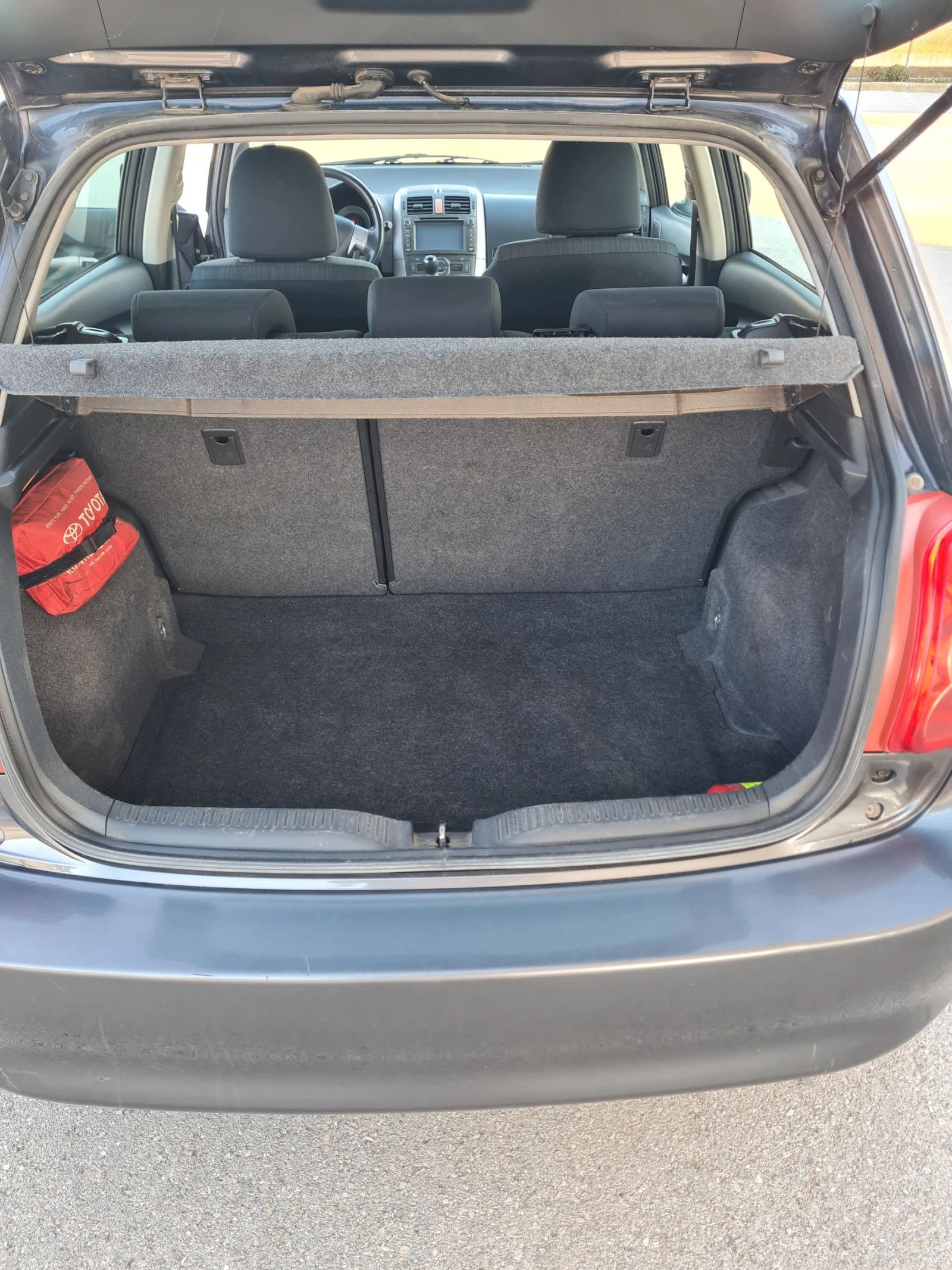 Toyota Auris 2.0. D4D 126к.с. 2008г.  - изображение 8