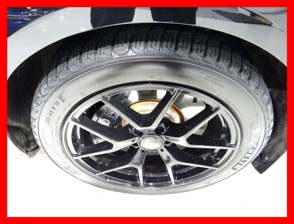 Audi A8 CARFAX - изображение 6