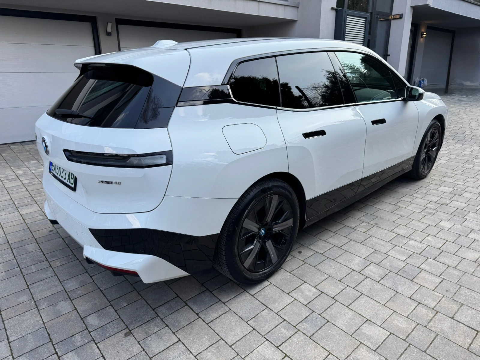 BMW iX, снимка 6 - Автомобили и джипове - 53757976