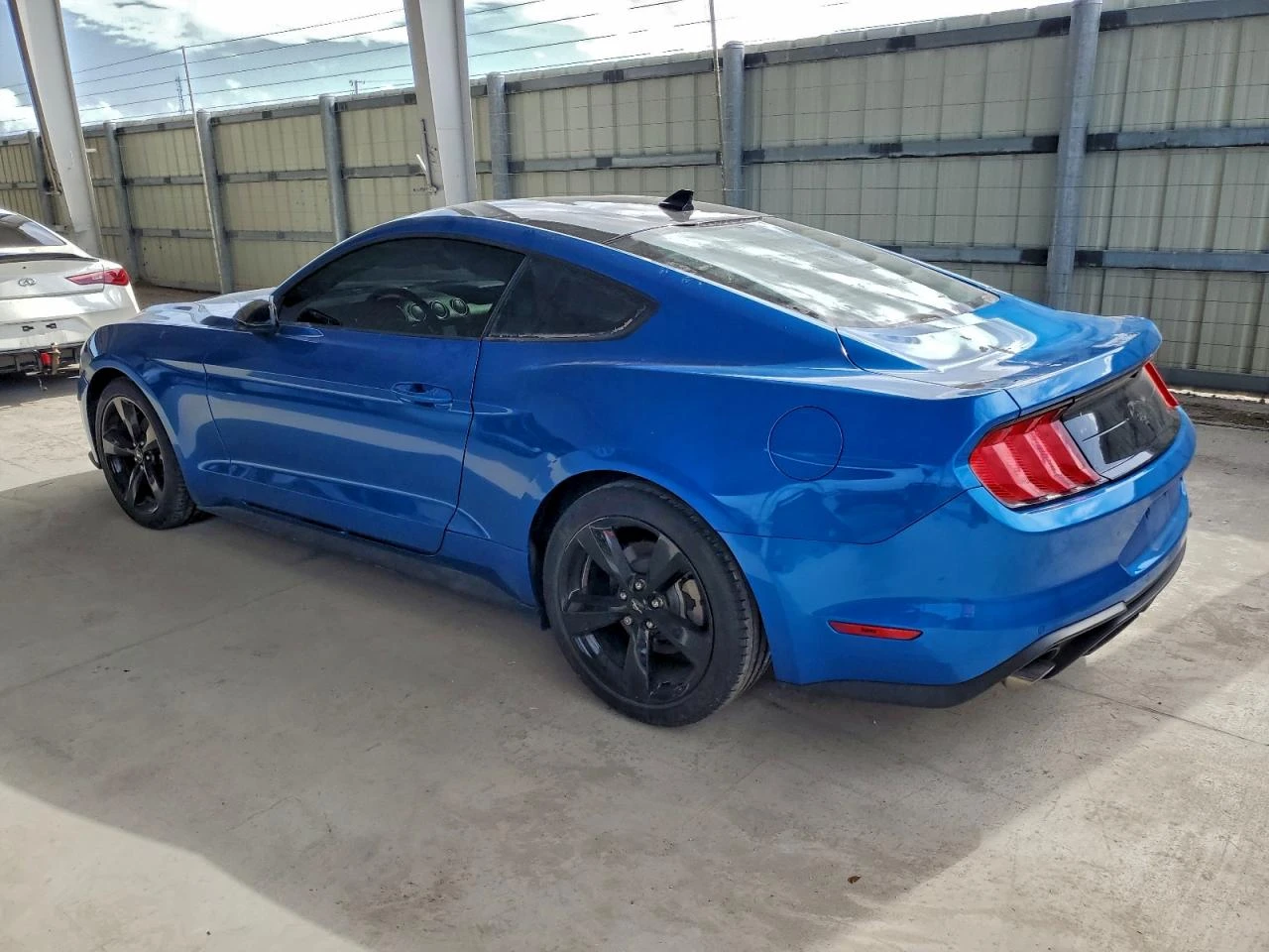 Ford Mustang 2.3l, снимка 2 - Автомобили и джипове - 54002341