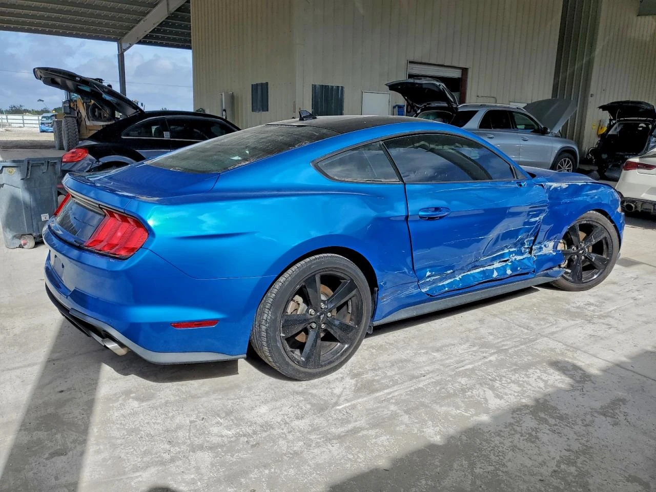 Ford Mustang 2.3l, снимка 3 - Автомобили и джипове - 54002341