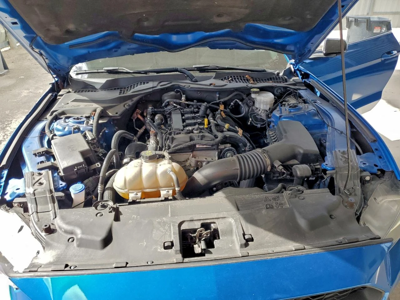 Ford Mustang 2.3l, снимка 11 - Автомобили и джипове - 54002341