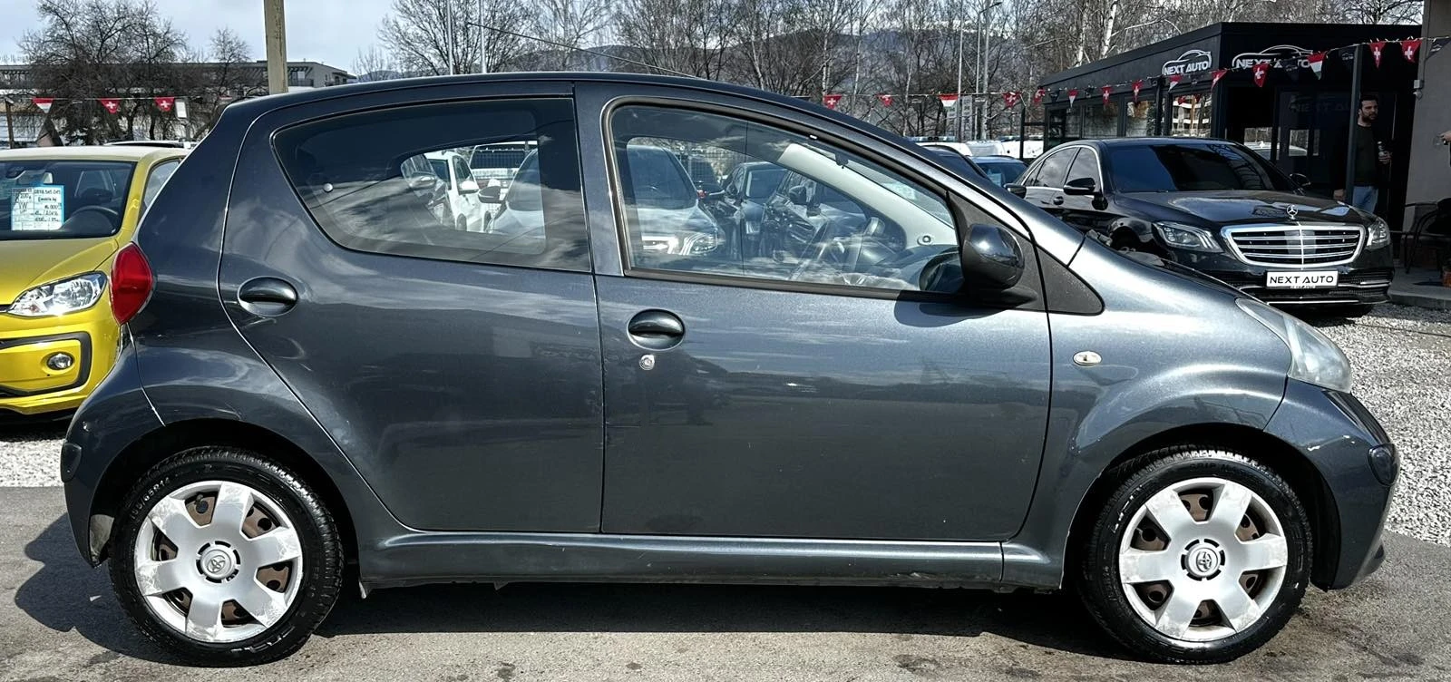 Toyota Aygo 1.0i-VVT 68HP 148 000KM AUTOMAT, снимка 4 - Автомобили и джипове - 54125659
