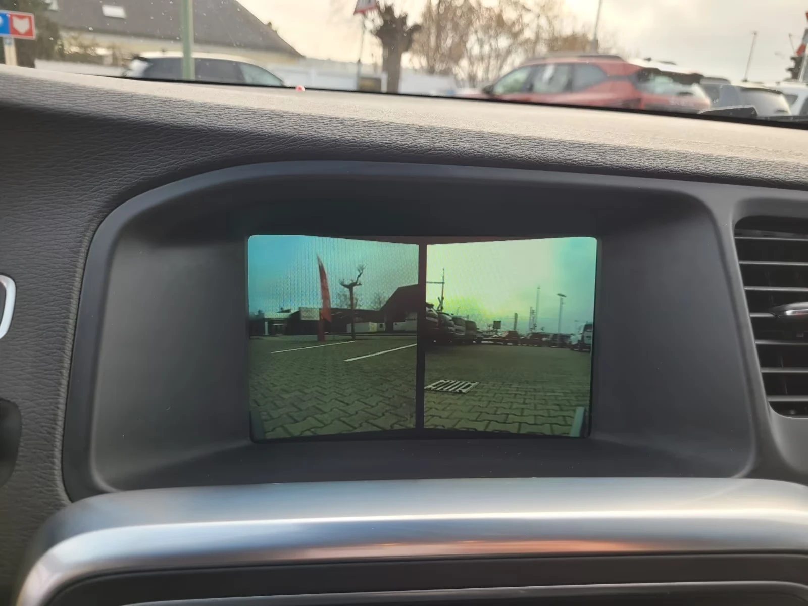 Volvo S60 3.0Т Редови 6 цилиндъра 305к.с, снимка 13 - Автомобили и джипове - 54283607